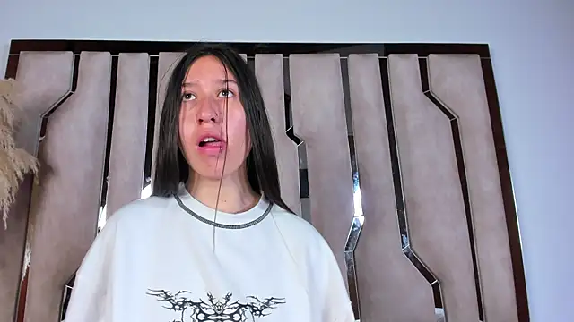 venusmorgan  online show from 14, 11, 2025