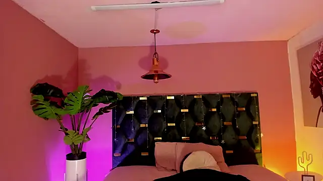 Velvet Dreamss online show from 25, 3, 2026