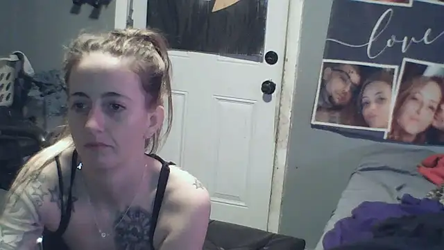 Snapshot of sexxxilexxxi44 chatting on 20, 12, 2025 sexxxilexxxi44 online show from 20, 12, 2025