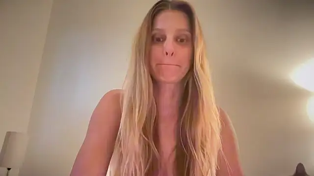 prettylittlekittycat online show from 15, 6, 2026