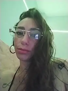 Samantha curvy1 online show from 5, 12, 2025