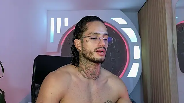 Snapshot of Alanrodgers chatting on 22, 11, 2025 Alanrodgers online show from 22, 11, 2025