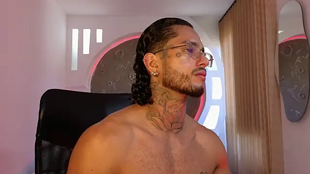 Snapshot of Alanrodgers chatting on 17, 11, 2025 Alanrodgers online show from 17, 11, 2025