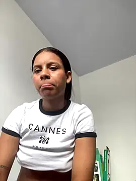 lineichun1708 online show from 11, 11, 2025