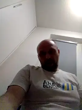 Patrik-Bi online show from 12, 11, 2025