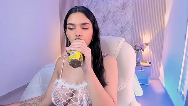 Kim stonee online show from 26, 11, 2025