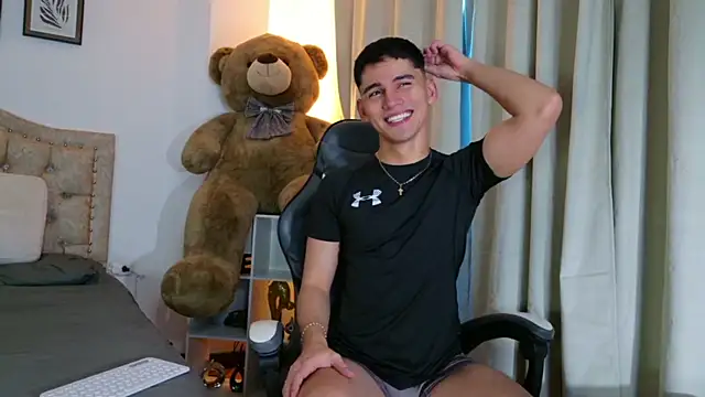 Snapshot of estebanperez_26 chatting on 6, 7, 2026 estebanperez 26 online show from 6, 7, 2026