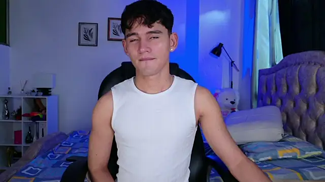 estebanperez 26 online show from 18, 4, 2026