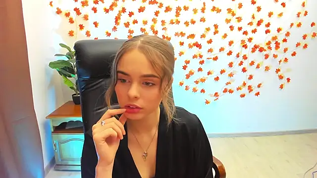 AlicaLOVEalisa777 online show from 11, 1, 2026