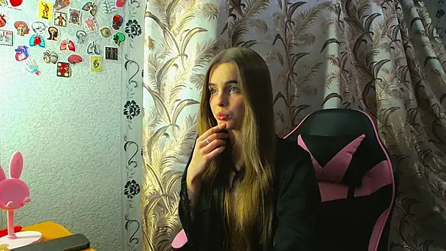 AlicaLOVEalisa777 online show from 8, 1, 2026