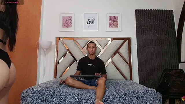 Antonella And Thiago online show from 14, 11, 2025