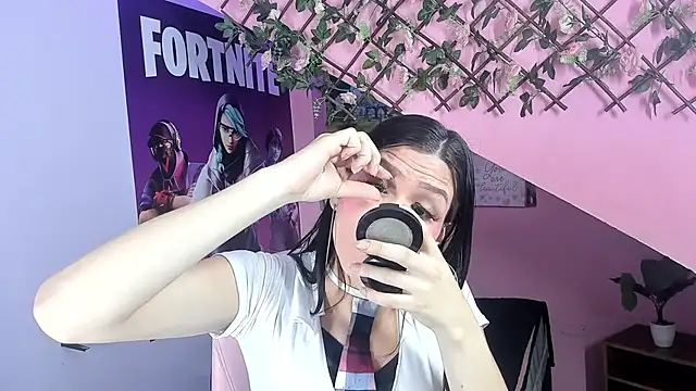 madalia303av online show from 12, 11, 2025