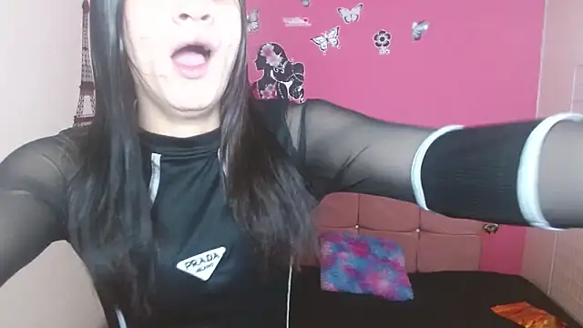 madalia303av online show from 14, 11, 2025