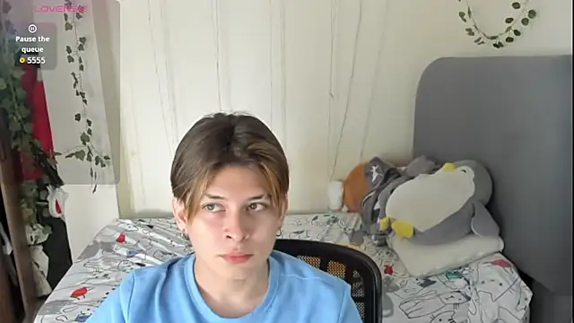 Snapshot of Felix_kitty chatting on 3, 12, 2025 Felix kitty online show from 3, 12, 2025