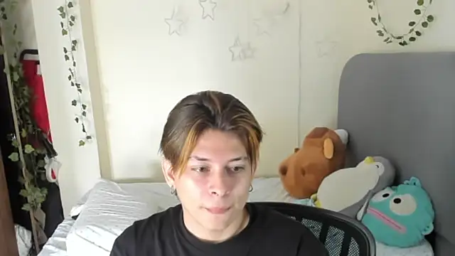 Snapshot of Felix_kitty chatting on 11, 11, 2025 Felix kitty online show from 11, 11, 2025