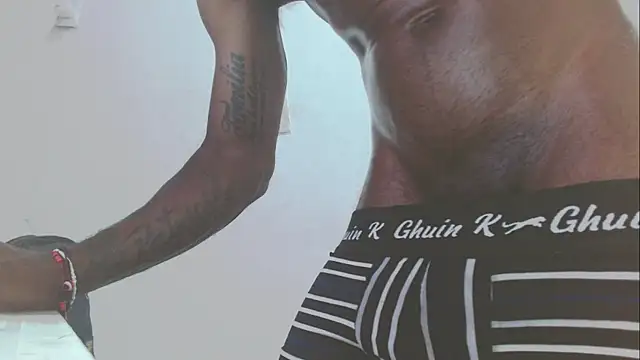 antonela-cris online show from 15, 11, 2025