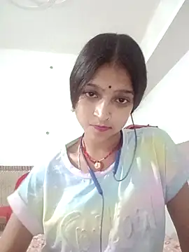 Mohnicute online show from 11, 5, 2026
