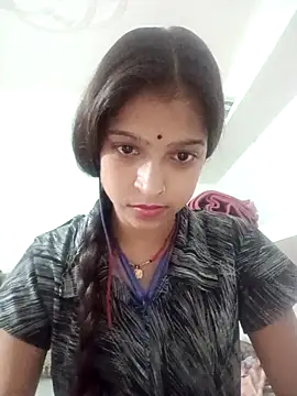 Mohnicute online show from 7, 5, 2026