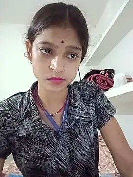Mohnicute online show from 13, 5, 2026