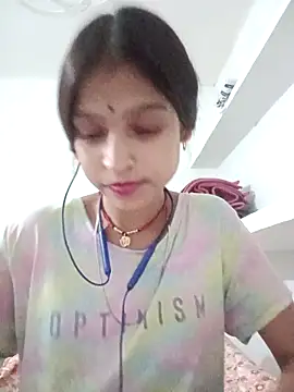 Mohnicute online show from 8, 5, 2026