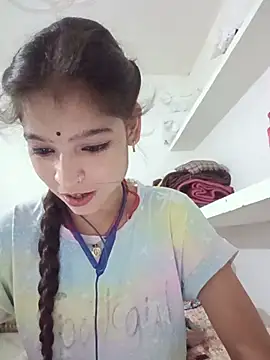 Mohnicute online show from 31, 5, 2026