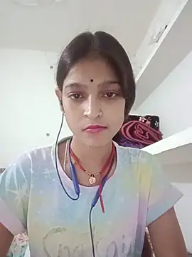 Mohnicute online show from 14, 5, 2026