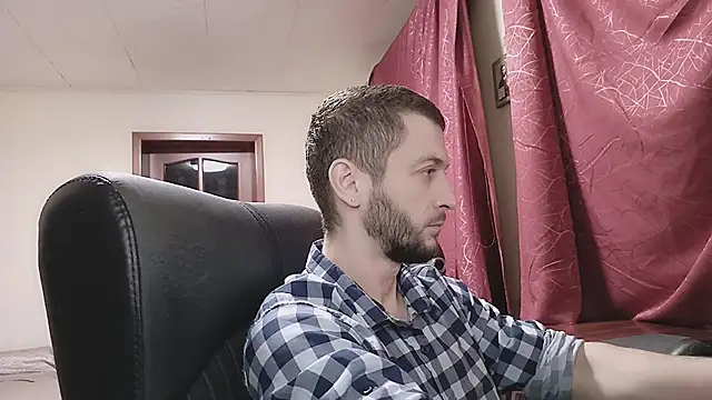 333Alone in theDark777 online show from 25, 11, 2025