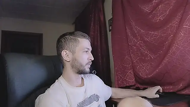 333Alone in theDark777 online show from 20, 11, 2025