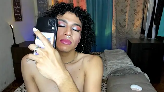 Snapshot of Angel_White25 chatting on 21, 2, 2026 Angel White25 online show from 21, 2, 2026