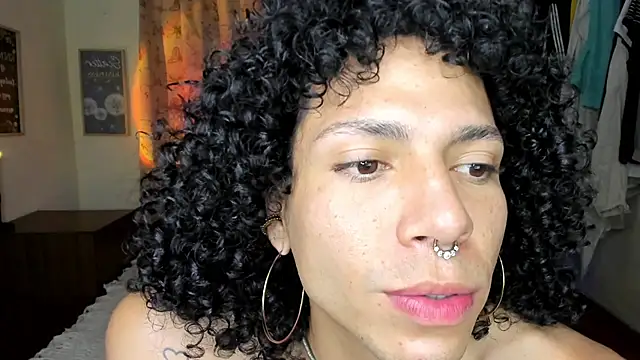 Snapshot of Angel_White25 chatting on 16, 2, 2026 Angel White25 online show from 16, 2, 2026