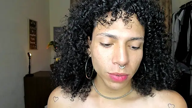 Snapshot of Angel_White25 chatting on 16, 2, 2026 Angel White25 online show from 16, 2, 2026