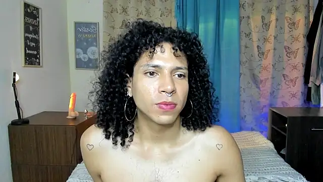 Snapshot of Angel_White25 chatting on 7, 1, 2026 Angel White25 online show from 7, 1, 2026