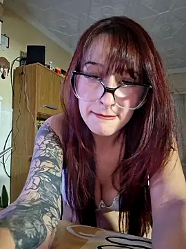 Snapshot of Taurina0105 chatting on 4, 5, 2026 Taurina0105 online show from 4, 5, 2026