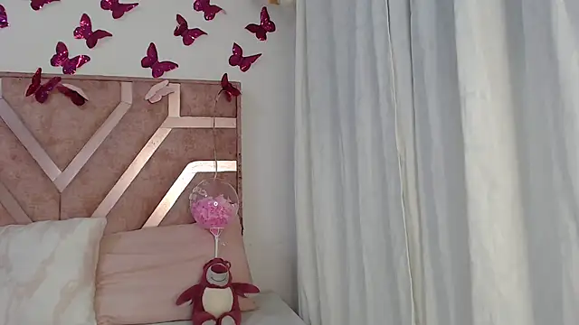 Rosaline-Baker- online show from 28, 11, 2025