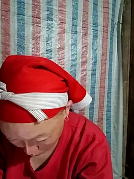 girl-hot2x online show from 12, 4, 2026