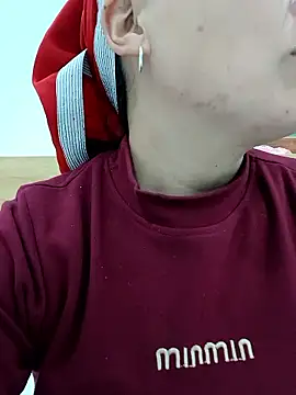 girl-hot2x online show from 15, 1, 2026