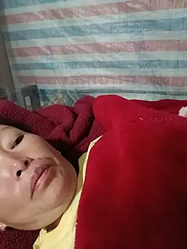 girl-hot2x online show from 13, 6, 2026