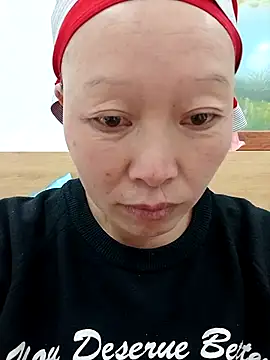 girl-hot2x online show from 10, 1, 2026