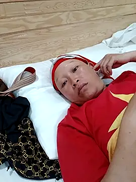 girl-hot2x online show from 8, 4, 2026