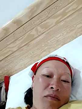 girl-hot2x online show from 7, 4, 2026