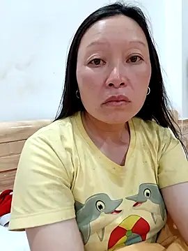 girl-hot2x online show from 28, 3, 2026