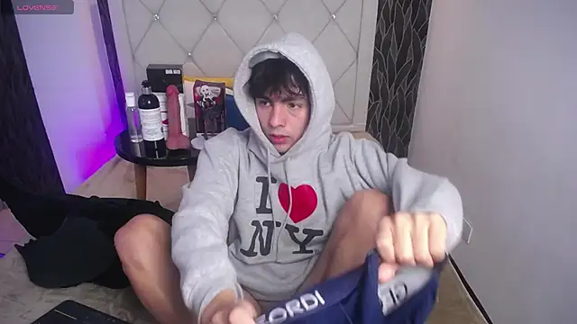 Samu FoXXX online show from 22, 11, 2025