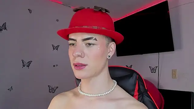 Snapshot of divine_philp77 chatting on 15, 11, 2025 divine philp77 online show from 15, 11, 2025