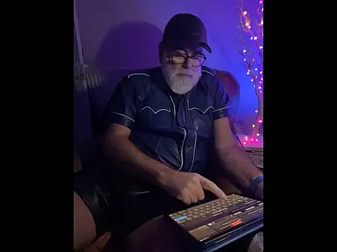 LeatherSdaddy online show from 14, 1, 2026