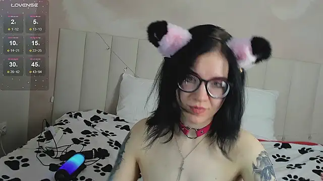 Snapshot of Lina_Moony chatting on 3, 2, 2026 Lina Moony online show from 3, 2, 2026