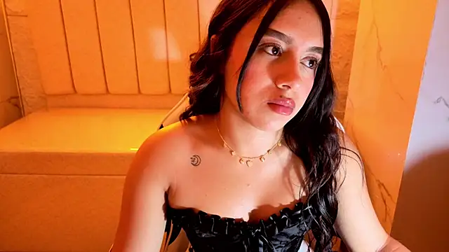 Snapshot of Juliana_Tx chatting on 5, 12, 2025 Juliana Tx online show from 5, 12, 2025