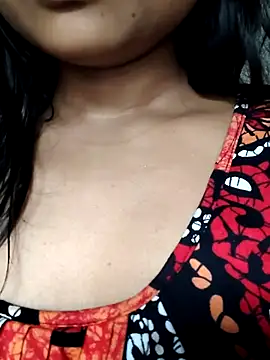 Snapshot of Hot-ruma chatting on 24, 11, 2025 Hot-ruma online show from 24, 11, 2025