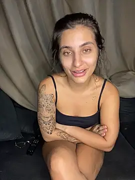 engelintense online show from 4, 3, 2026