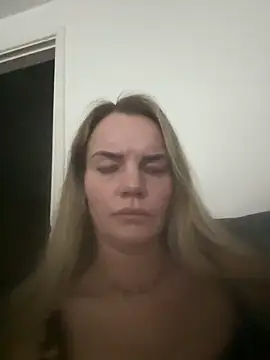 Cutebrowneyes  online show from 31, 3, 2026