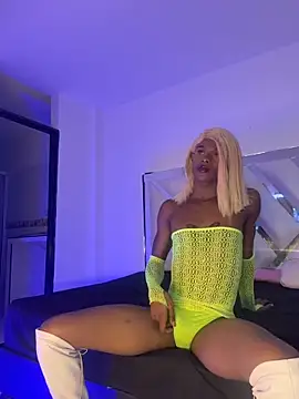 Amanda Fox  online show from 10, 6, 2026